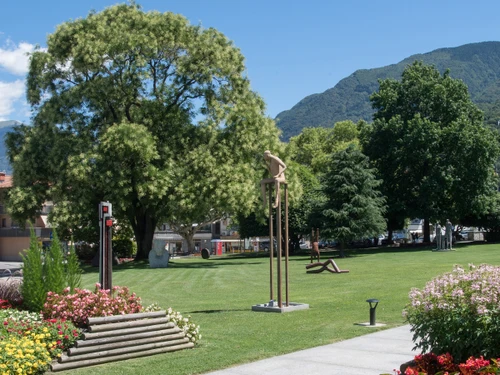 Città di Bellinzona - Klicken, um das Panorama Bild vergrössert darzustellen