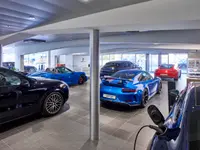 Centre Porsche Sierre - Klicken Sie, um das Bild 11 in einer Lightbox vergrössert darzustellen