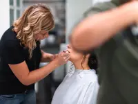 Gregor Erni Hairstylist - Klicken Sie, um das Bild 9 in einer Lightbox vergrössert darzustellen