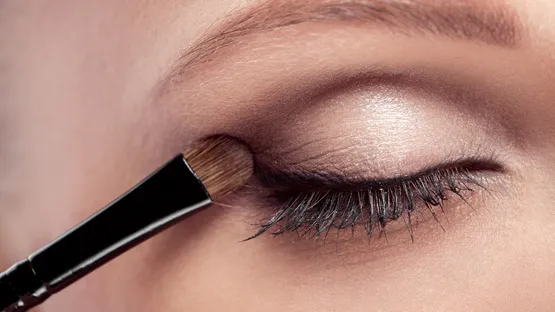 Passenden Lidschatten