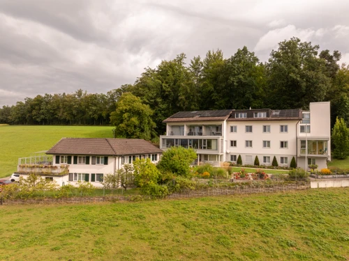 GRÜNECK am Waldrand, Alters- und Pflegeheim - Klicken, um das Panorama Bild vergrössert darzustellen