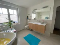 Hutt GmbH