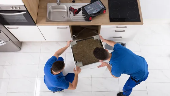 Einbaugeschirrspüler