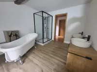 Hutt GmbH