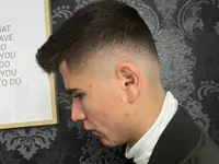 Loran Hairstyle Barber