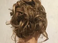 Coiffure Hair Dream - Klicken Sie, um das Bild 1 in einer Lightbox vergrössert darzustellen