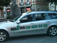 Maxi-Taxi Bellinzona - Klicken Sie, um das Bild 2 in einer Lightbox vergrössert darzustellen