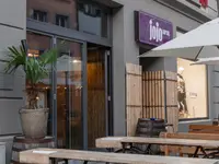 Jojo Bar