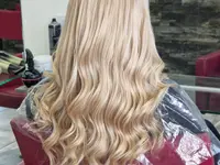 Gold Cut Coiffeur