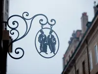 Gros & Waltenspühl SA