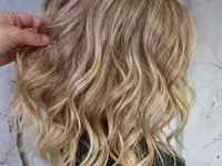 Coiffure Haarwerk