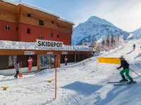 INTERSPORT AROSA / Luzi Sport / Skiverleih / Snowboardverleih / Skidepot - Klicken Sie, um das Bild 5 in einer Lightbox vergrössert darzustellen