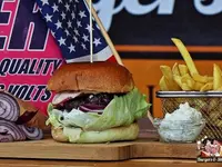 Burgers & Shakes