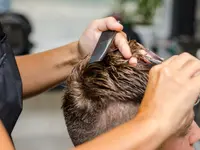 Hair Care to Benz - Klicken Sie, um das Bild 4 in einer Lightbox vergrössert darzustellen