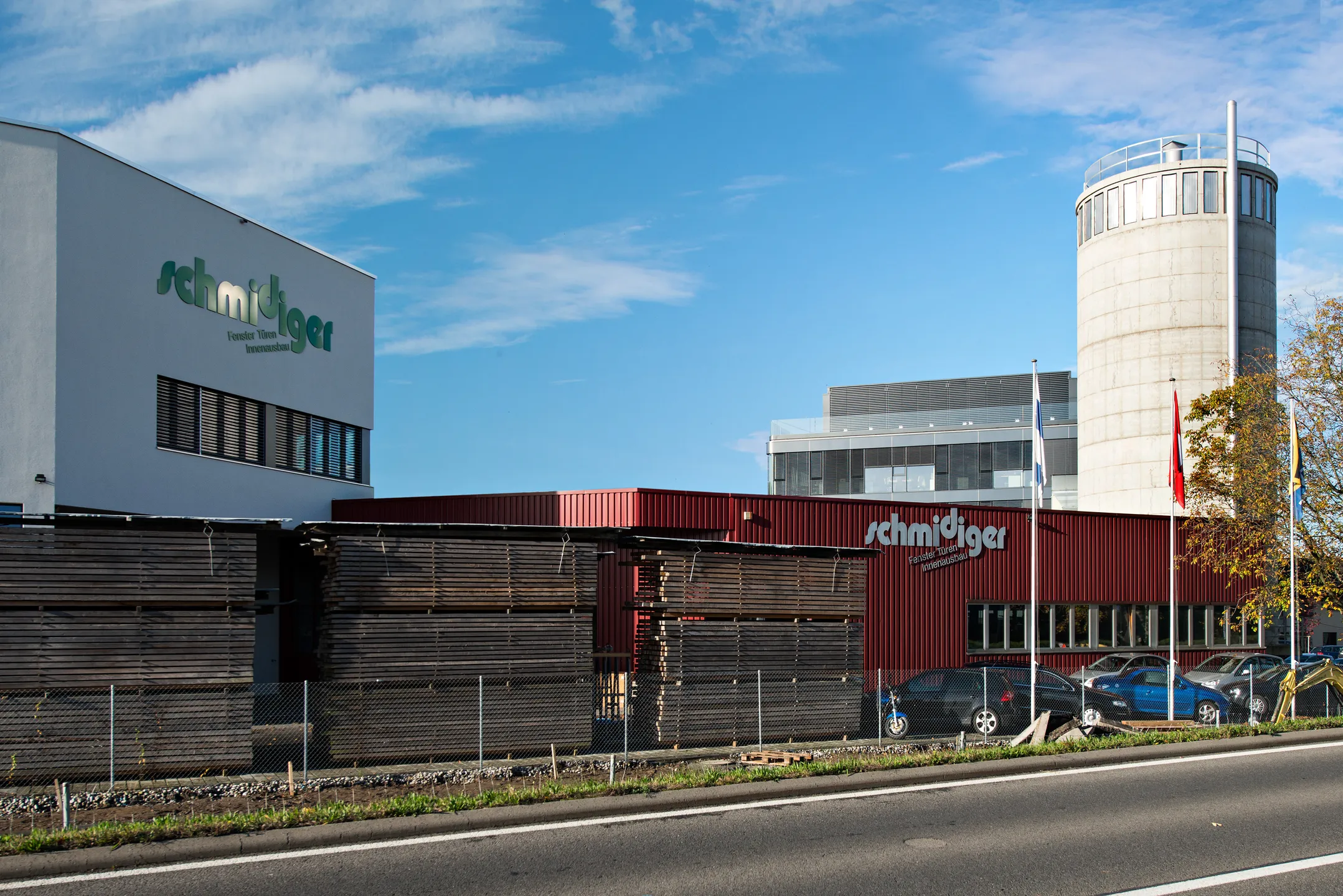 Schmidiger AG - Fenster Türen Innenausbau