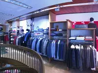 ALEX SPORTS LES BOUTIQUES SA