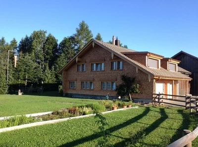 Sturzenegger Holzbau, Rehetobel - Wirtewohnung Restaurant Gupf