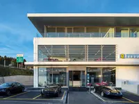 ZENITH Automobiles • Lausanne