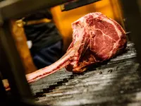 OAK WINE & GRILL