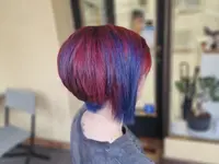 Be Different Hairstyle & Make-up