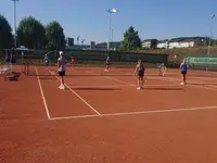 Tennisschule Güntert GmbH - Klicken Sie, um das Bild 6 in einer Lightbox vergrössert darzustellen