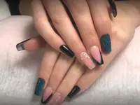 VANESSA HAIR & NAILS spa - Parrucchiere e Salone per signora/e estetica e onicotecnica