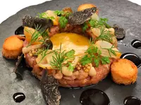 Rosaly's Restaurant & Bar