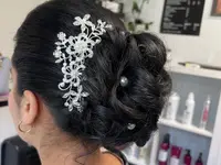 HaarGenau Haarkreationen by Samantha