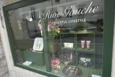 Rive Gauche Boutique GmbH