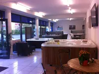 Whirlpool-Paradies Allschwil . Hewoo AG