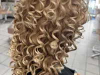 Quoi F'hair