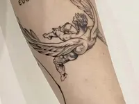LUMIERE TATTOO SHOP