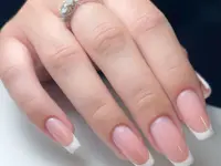 Peppy Nails