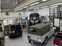 Atelier Land Rover - Klicken Sie, um das Bild 2 in einer Lightbox vergrössert darzustellen