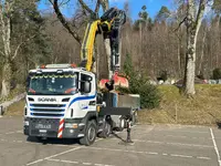 Nüssli AG Carreisen, Kranarbeiten und Transporte - Klicken Sie, um das Bild 7 in einer Lightbox vergrössert darzustellen