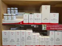 TopPharm Kranich Apotheke - Klicken Sie, um das Bild 13 in einer Lightbox vergrössert darzustellen