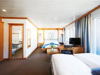 Derby Hotel & Restaurant