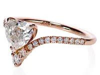 Zenubia Schmuck AG