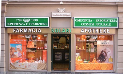 La Farmacia Solari si trova a Lugano in Via Soave 1