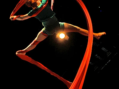 Ecole de Cirque de Genève Théâtre-Cirqule - Klicken Sie, um das Bild 3 in einer Lightbox vergrössert darzustellen