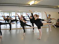 Gymnastik- und Tanzschule Schlieren, Heidi Däster Meier - Klicken Sie, um das Bild 1 in einer Lightbox vergrössert darzustellen