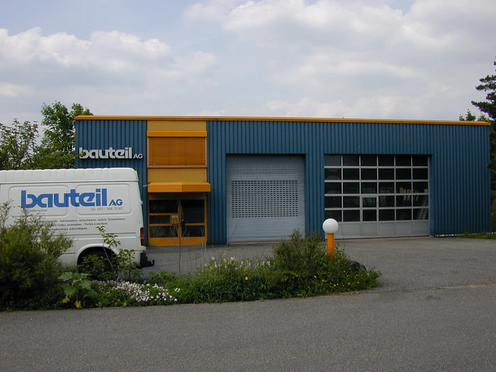Bauteil AG, Industrietore, Im Geren 16, 8352 Elsau