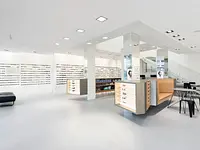 Burri Optik und Kontaktlinsen an der Uraniastrasse Zürich - Klicken Sie, um das Bild 6 in einer Lightbox vergrössert darzustellen