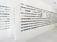 Burri Optik und Kontaktlinsen an der Uraniastrasse Zürich - Klicken Sie, um das Bild 4 in einer Lightbox vergrössert darzustellen
