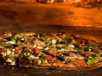 Miro's Pizza - cliccare per ingrandire l’immagine 3 in una lightbox