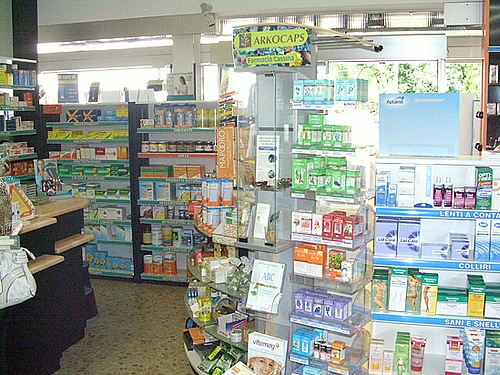 Farmacia Cassina - cliccare per ingrandire l’immagine 5 in una lightbox