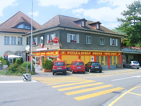 Boz Pizza Kurier – click to enlarge the image 1 in a lightbox