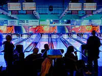 XL Bowling – click to enlarge the image 4 in a lightbox