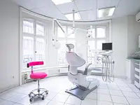 Zahnarztpraxis Schifflände - Klicken Sie, um das Bild 3 in einer Lightbox vergrössert darzustellen