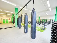 Esprit Fitness / CrossFit Littoral / Zone Evolution – click to enlarge the image 2 in a lightbox